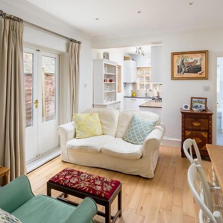Charming 2Br Flat With Patio In Hammersmith 伦敦 外观 照片