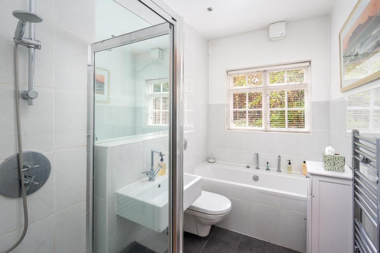 Charming 2Br Flat With Patio In Hammersmith 伦敦 外观 照片