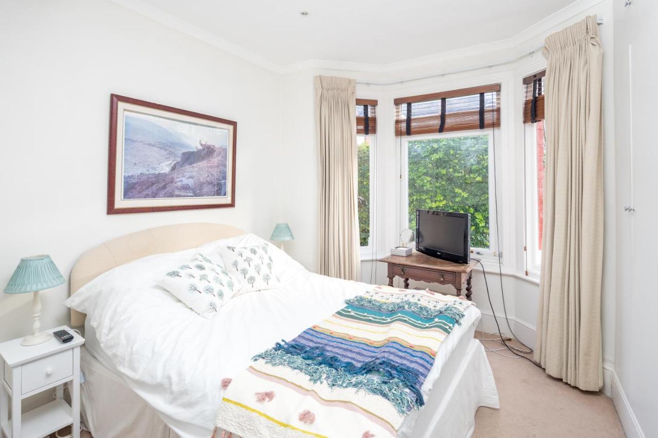 Charming 2Br Flat With Patio In Hammersmith 伦敦 外观 照片