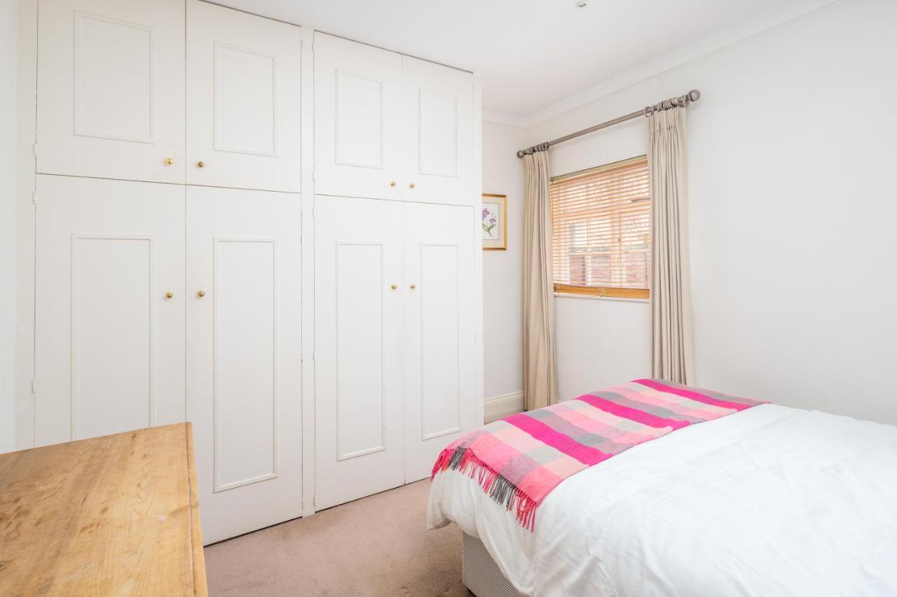 Charming 2Br Flat With Patio In Hammersmith 伦敦 外观 照片